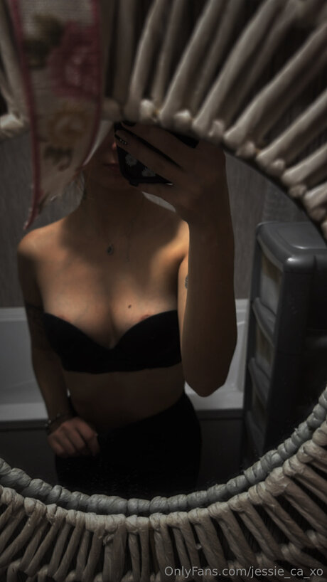 Jessie Ca Xo erotic star archive