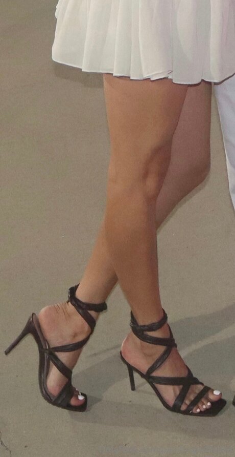 shemale fucks girl onlyfans xxx picture