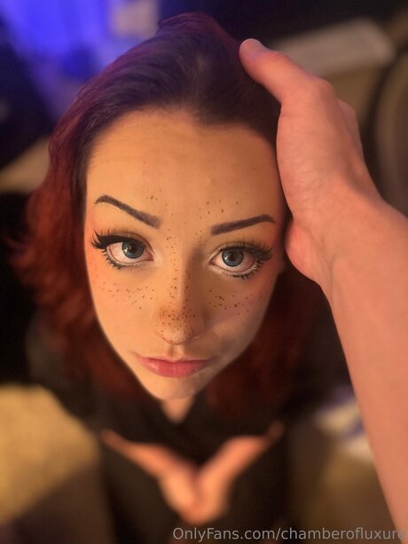 Chamberofluxure model nude pics