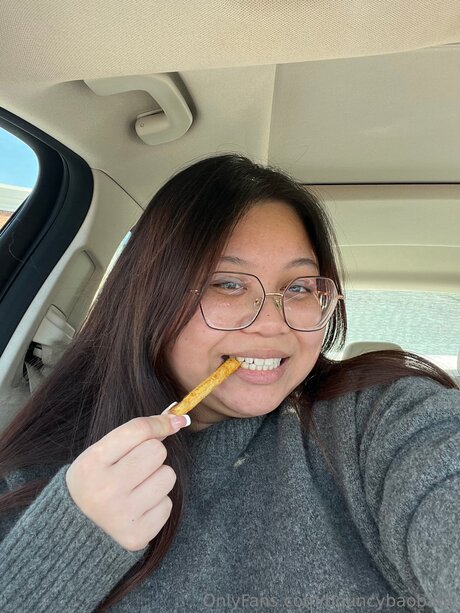 Bouncybaobaby beautiful actress pics