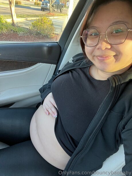 Bouncybaobaby star nude image