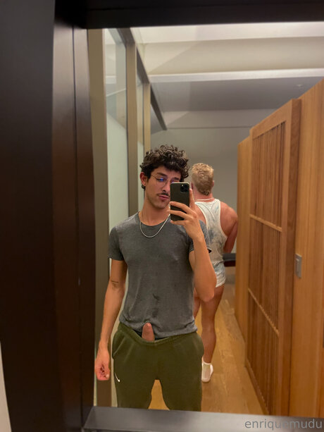 Enriquemudu pornstar img