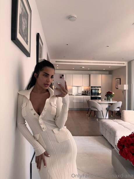 Ninaxdiana star art pics