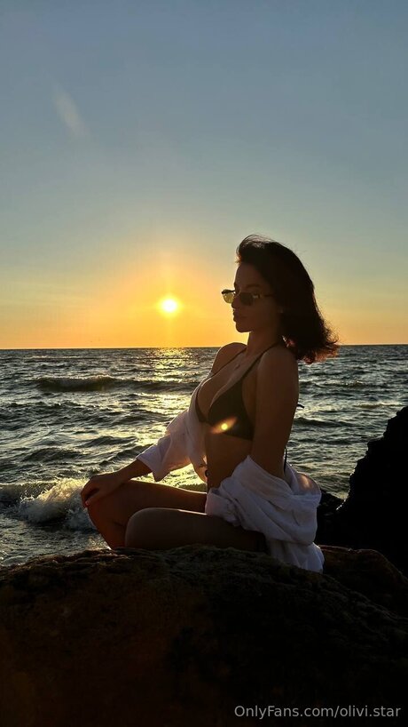 Olivi Star model naked gallery