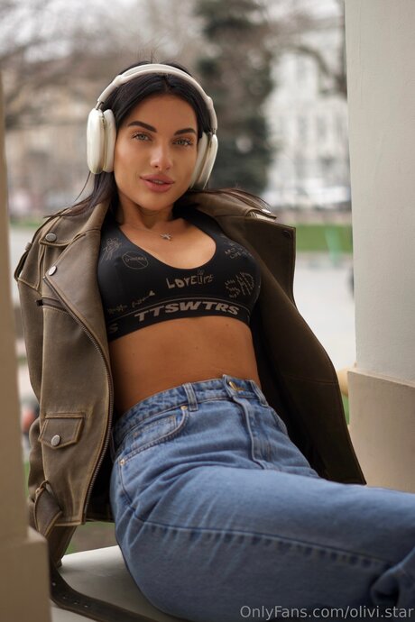 Olivi Star perfect model image