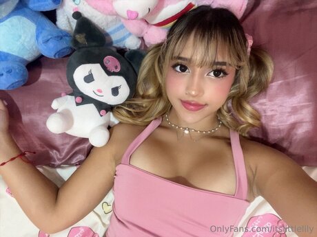 Itslittlelily beautiful actress picture
