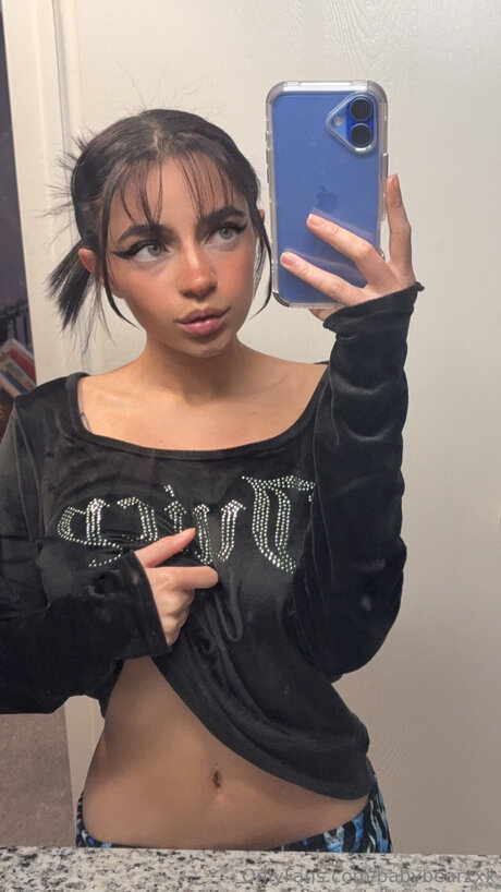 squat onlyfans art porn photo