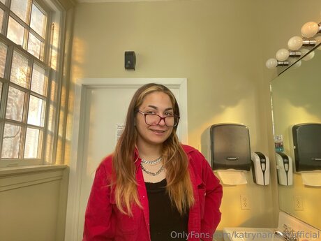 Katrynamaxxofficial pornstar perfect images