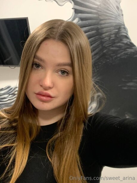 Arina Hot model exclusive pic