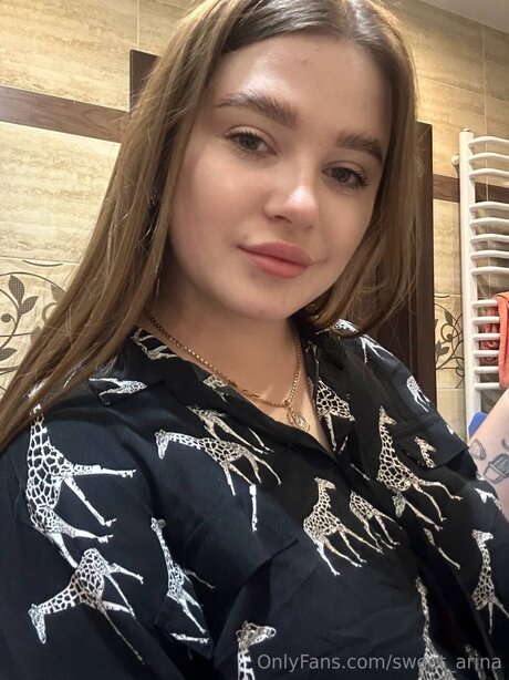 Arina Hot perfect actress images