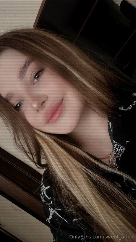 Arina Hot star exclusive pics