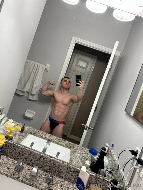 busty bbw onlyfans top photo