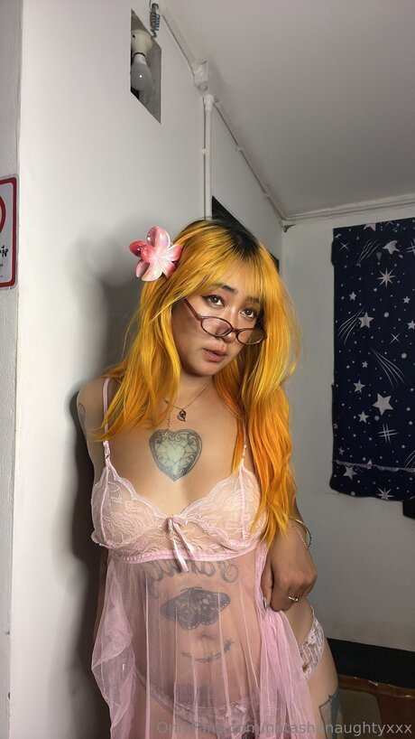 Natashanaughtyxxx star porn photo