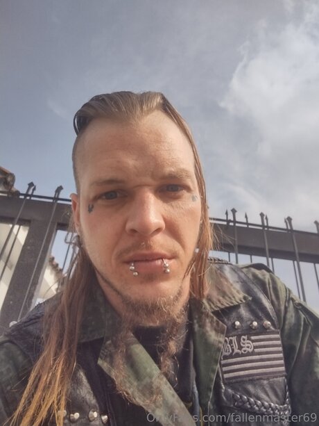 Fallenmaster69 star sexy pictures