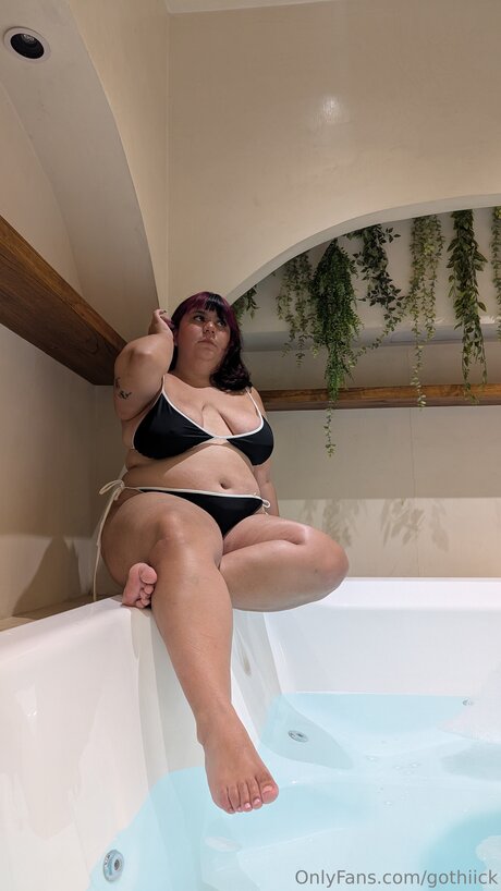 asian influencer onlyfans nudes image