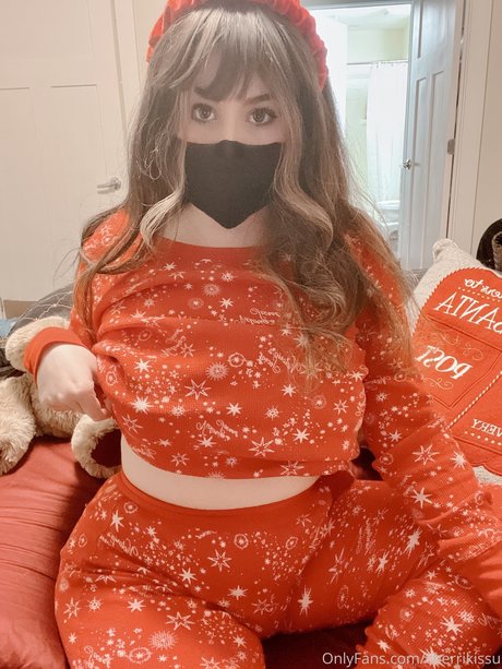 Cherrikissu_ nude actress images