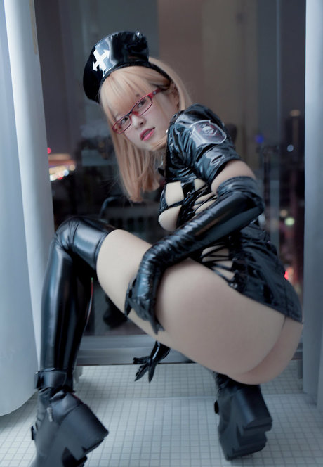 Misa Chiang star naked pics