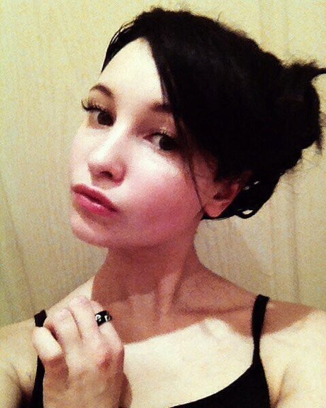 Ganja Babe pornstar nude archive