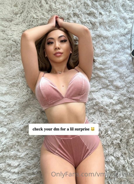 curvy shemale onlyfans beautiful porn photo