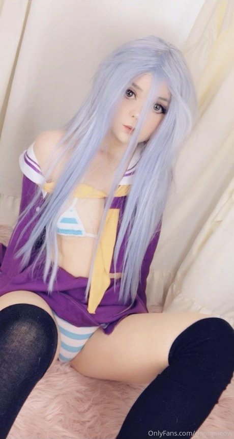 Danni Meow_ hd actress images