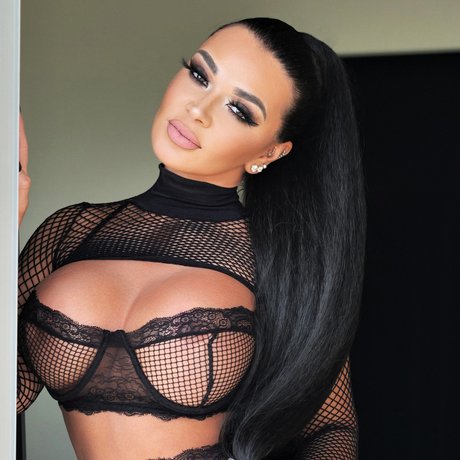 chubby babe onlyfans pornos pic