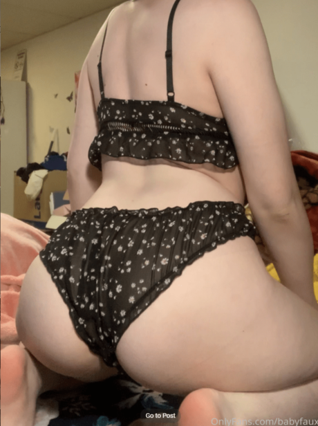 Evilgirll model top archive