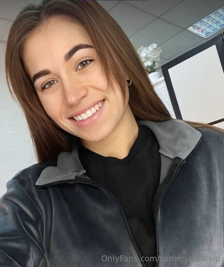 stepdaughter onlyfans porno image