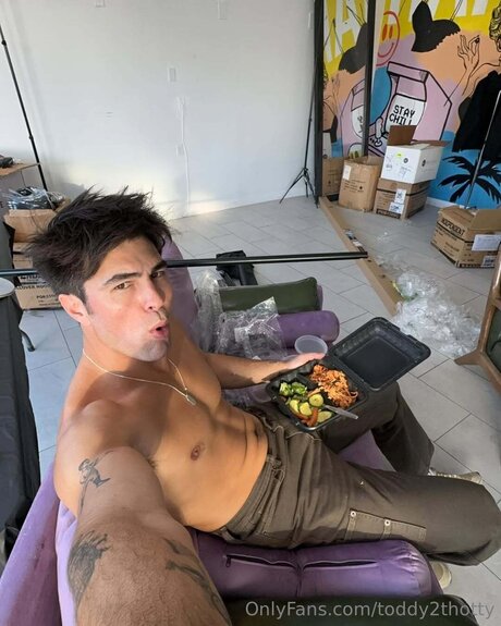 female popular onlyfans pornos photos