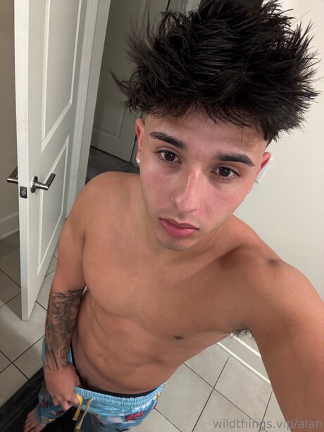 big dick shemale onlyfans sexy naked picture