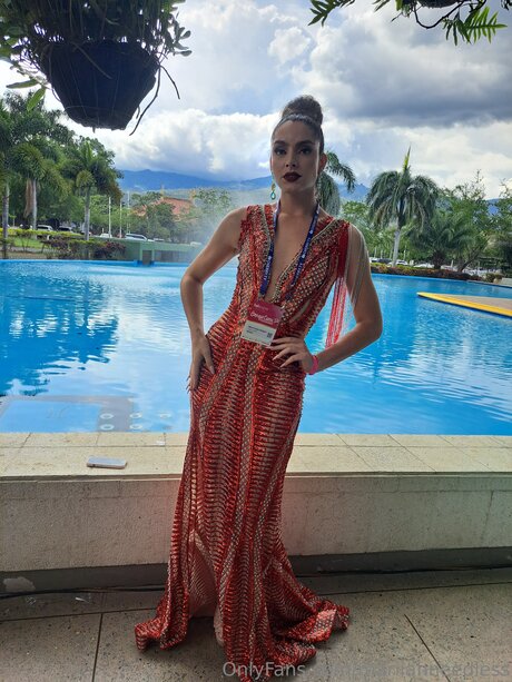 lesbian fingering onlyfans sexy gallery