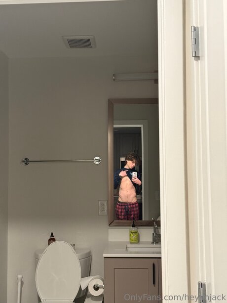 Heyimjack star nude picture