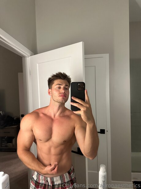 Aaronaesthetics pornstar adult pics