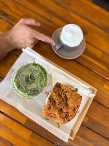 Leahwbrooke nice pornstar image