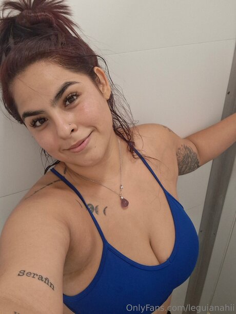 Leguianahii art model photos