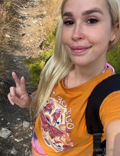 Alic3baby perfect star pics