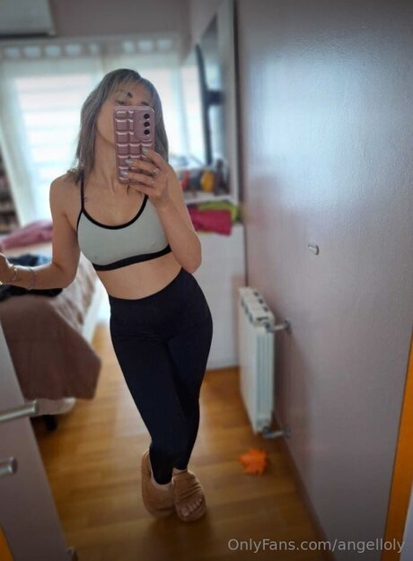 voyeur onlyfans beautiful naked pictures