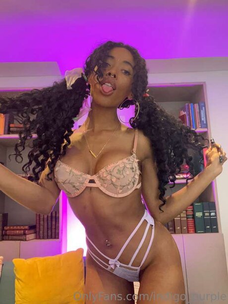 Sophye Free beautiful star photo