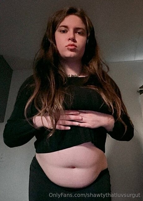 Shawtythatluvsurgut porn actress archive