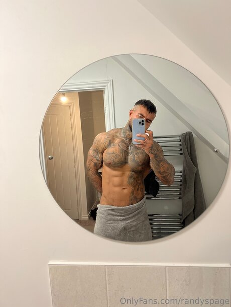 Randyspage star naked images