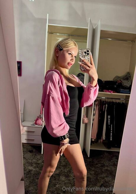 Rubydiamantee pornstar high quality gallery