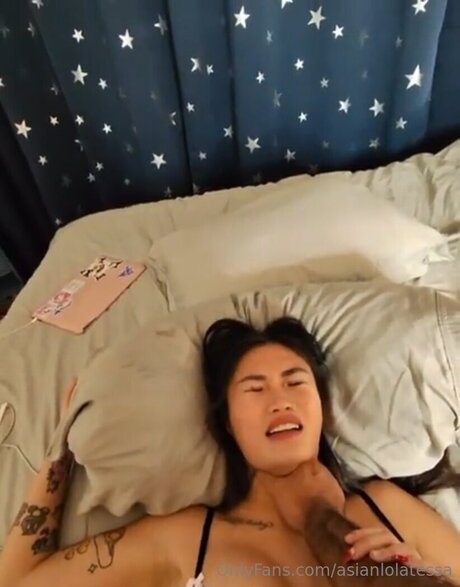 Asianlolatessa porn model pic