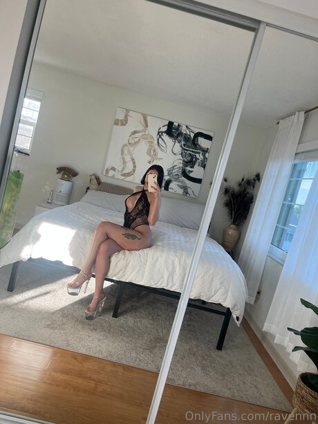 Ravennn erotic actress gallery