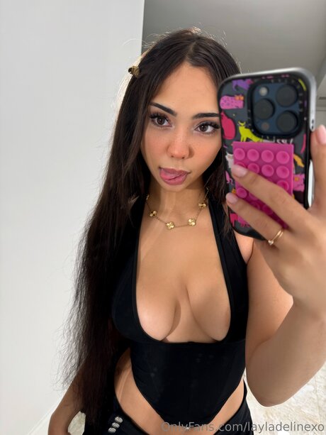 Layladelinexo pornstar hd pic
