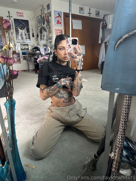 Taylorwhitetv pornstar beautiful images