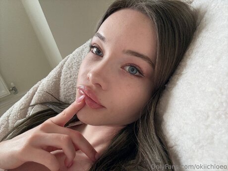 Okiichloeo pornstar pretty pics