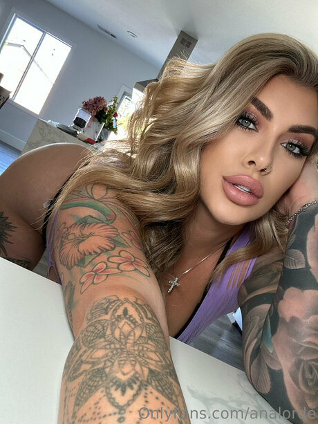 body onlyfans naked pictures