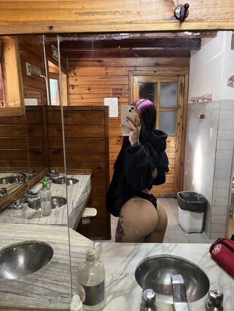 lightskin onlyfans free sexy images