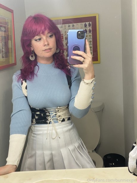 Bunniexgirl pornstar nude photos