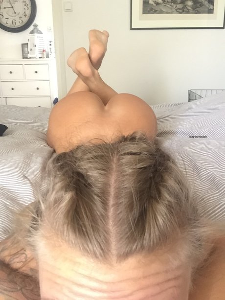 pointy tits onlyfans beautiful porn gallery