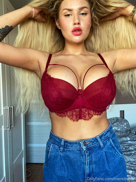 Merelin_ sexy model photos